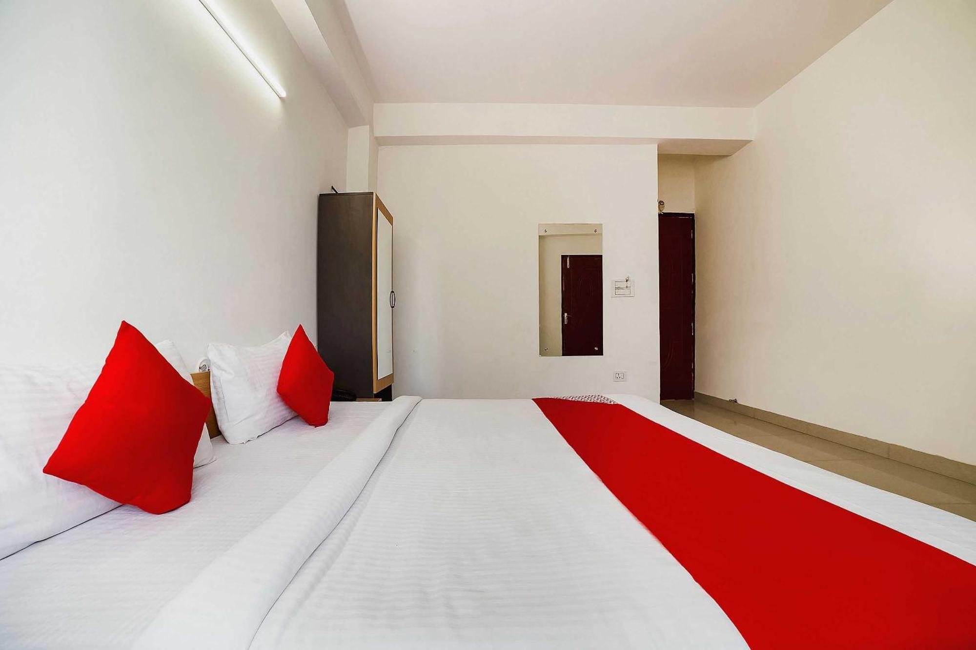 Live On Del5542 Hotel Új-Delhi Kültér fotó